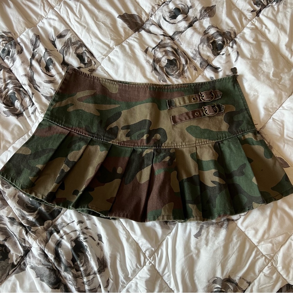 Camouflage Pleated Mini Skirt